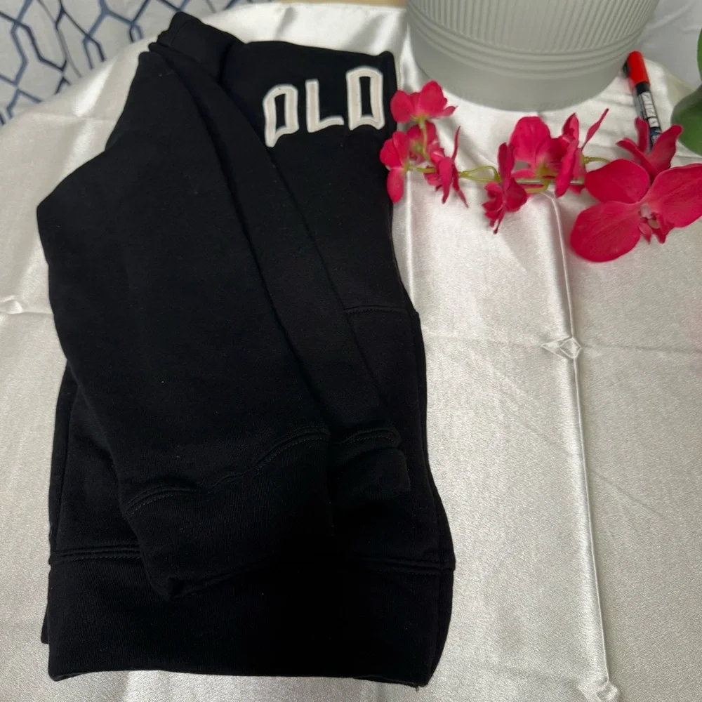 🖤 Old Navy Kids Sweatshirt 🖤